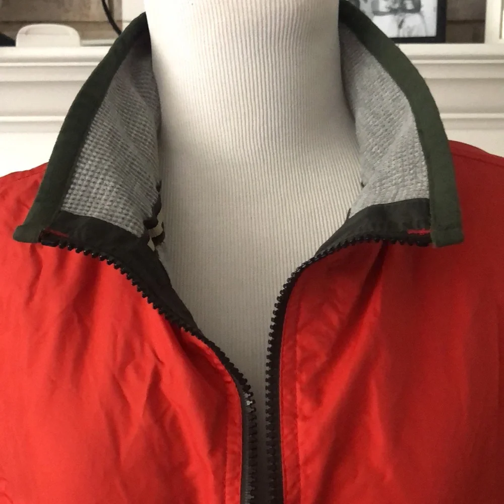 Men’s Gap Orange & Green Multi Zipper Utility Vest size XL